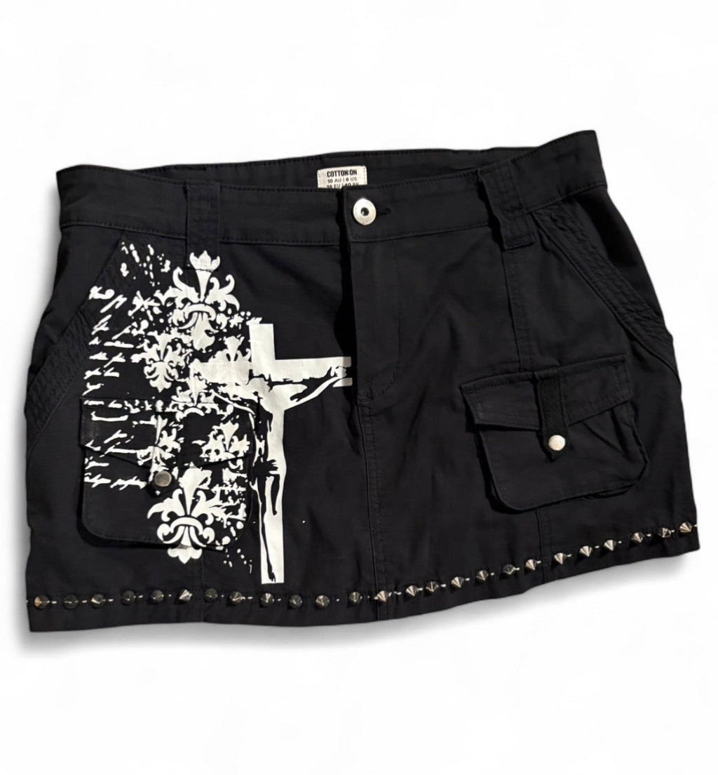 Cross spiked skirt