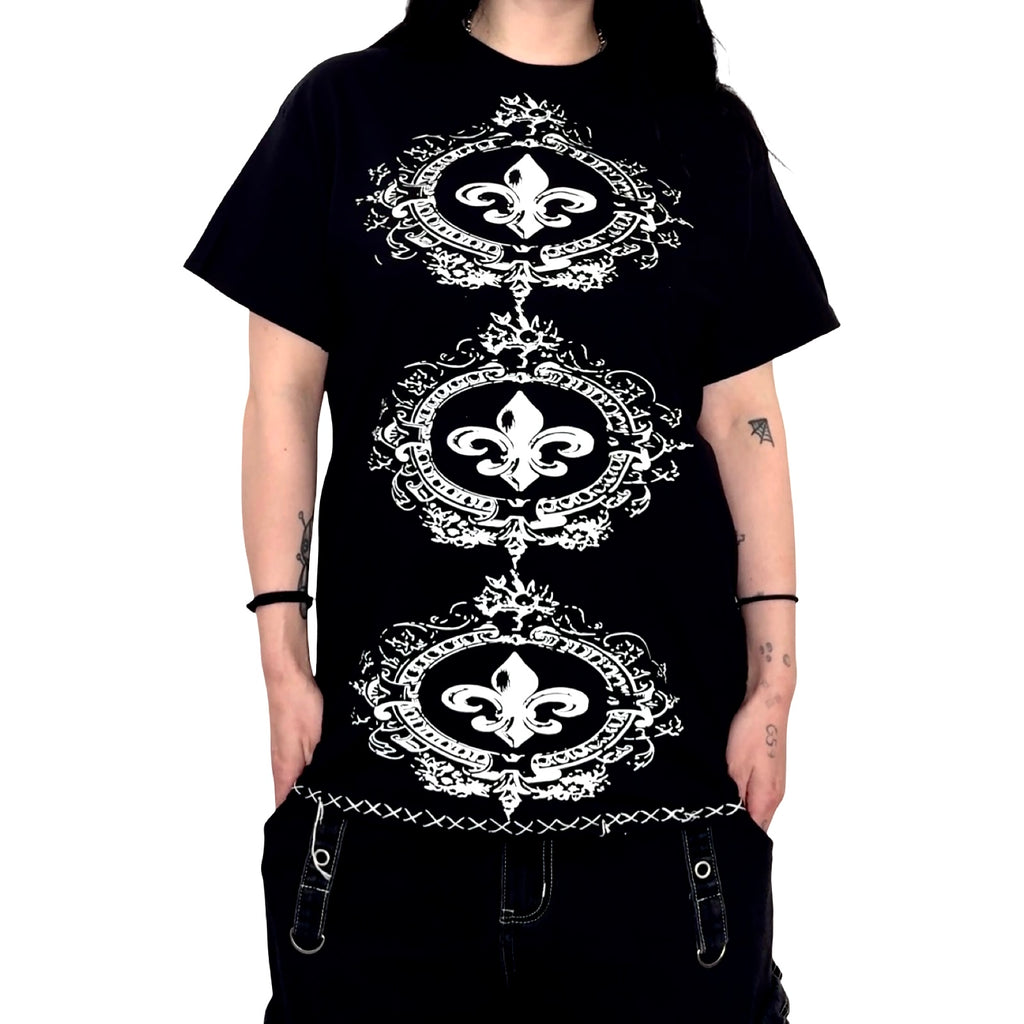 Alternative Fleur de lis top
