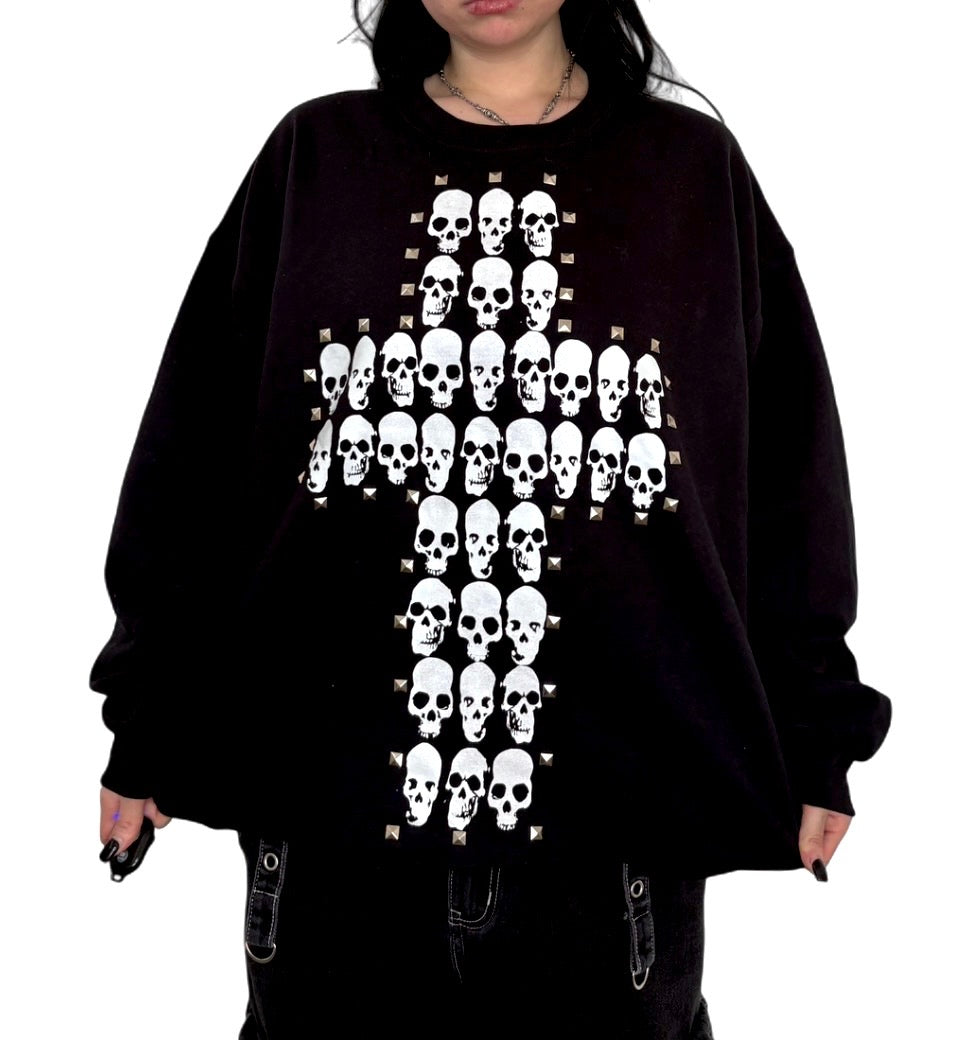 Skull cross studded unisex sweatshirt
